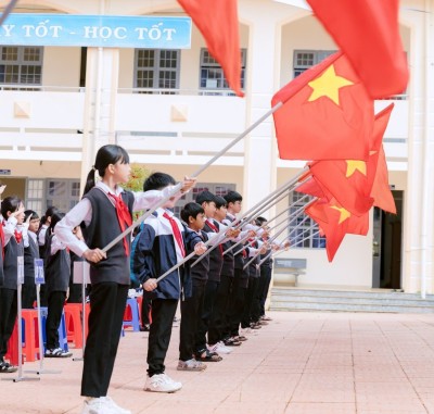 Hân hoan ngày khai trường tại trường THCS Phúc Thọ
