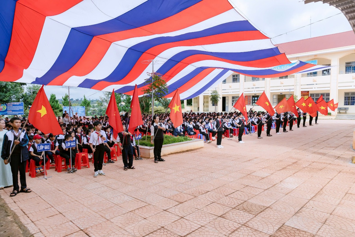 KHAI GIẢNG NĂM HỌC 2024 - 2025